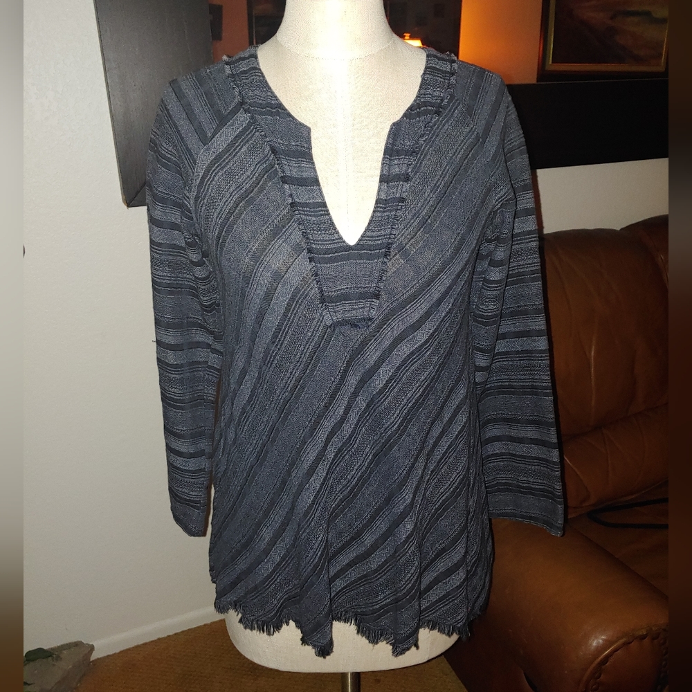 Xirena Bohemian Tunic Tonal Textured Striped Raw Hem Lagenlook